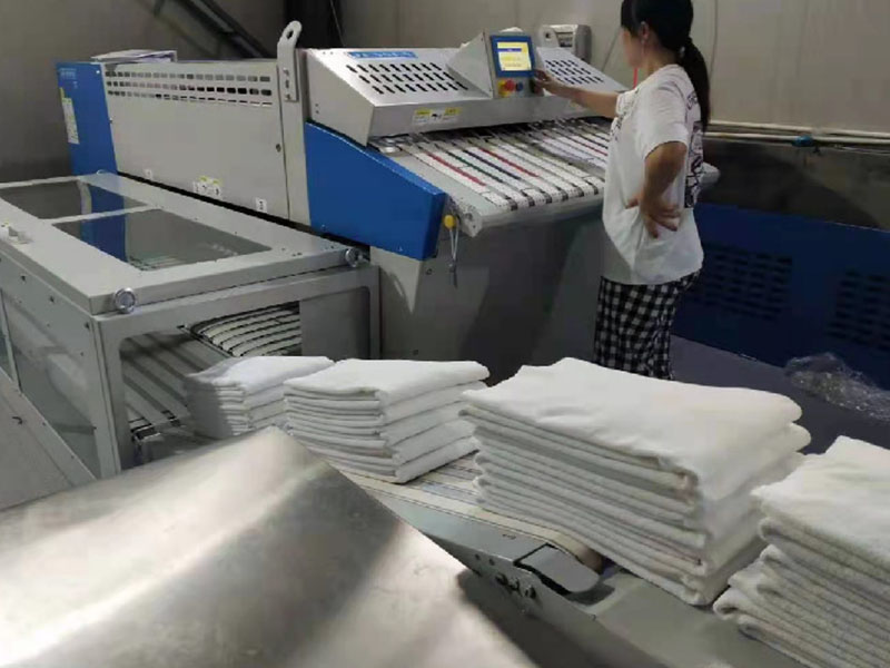 大足巾类折叠机-02